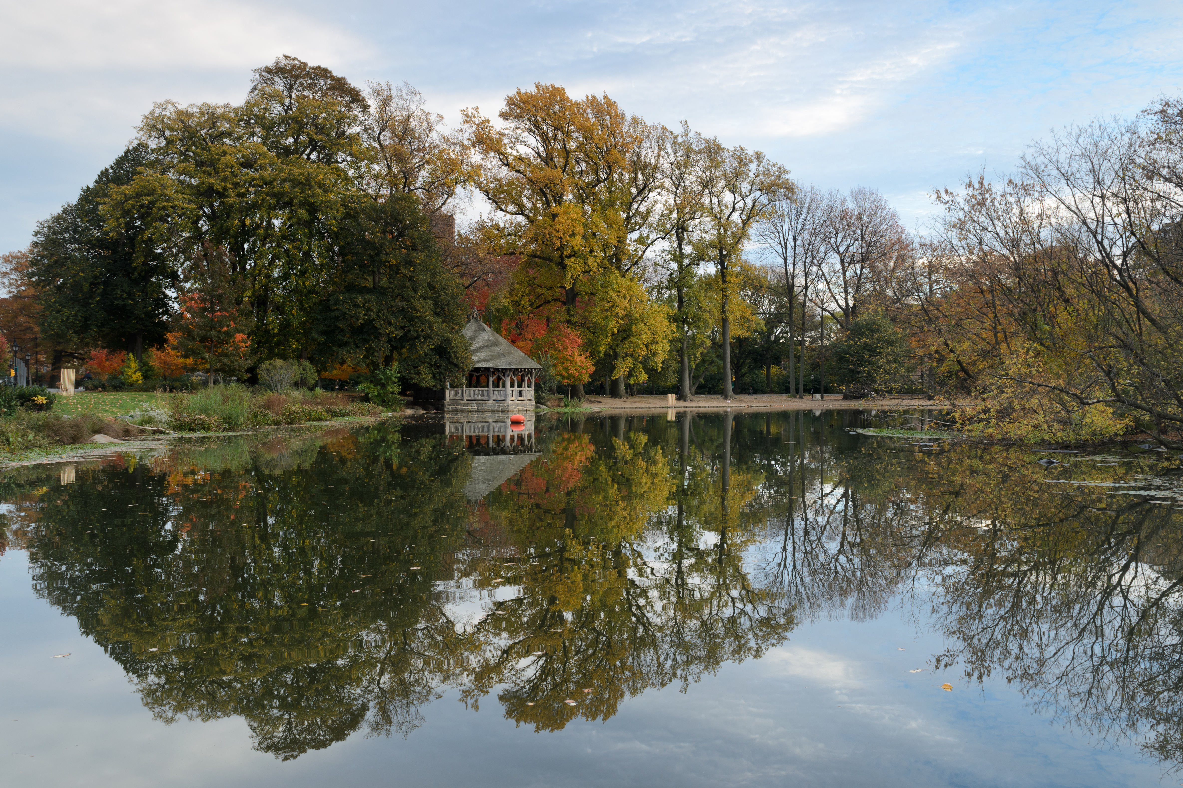 This image has an empty alt attribute; its file name is Prospect_Park_New_York_October_2015_003.jpg