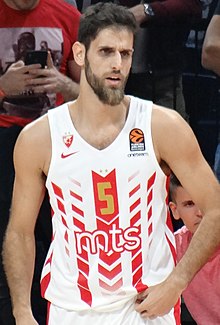 Stratos Perperoglou 5 KK Crvena zvezda EuroLeague 20191010 (1) (cropped).jpg