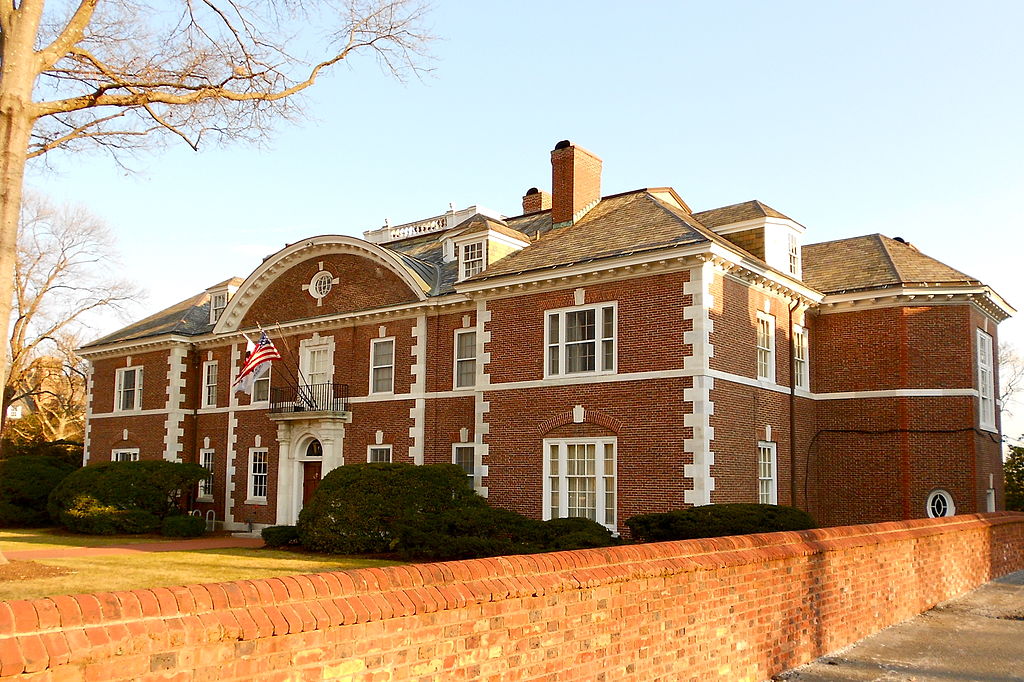 University Cottage Club Princeton.JPG